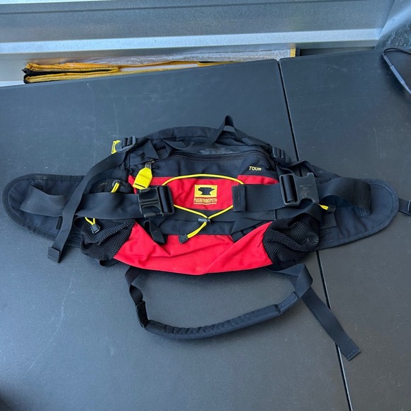 Mountainsmith Tour Bag Satchel Bag Fanny Bag Mountaineering Bag Yellow/Red - Picture 1 of 11